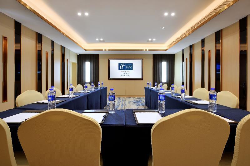 Holiday Inn Express Chengdu Tianhe Exterior foto
